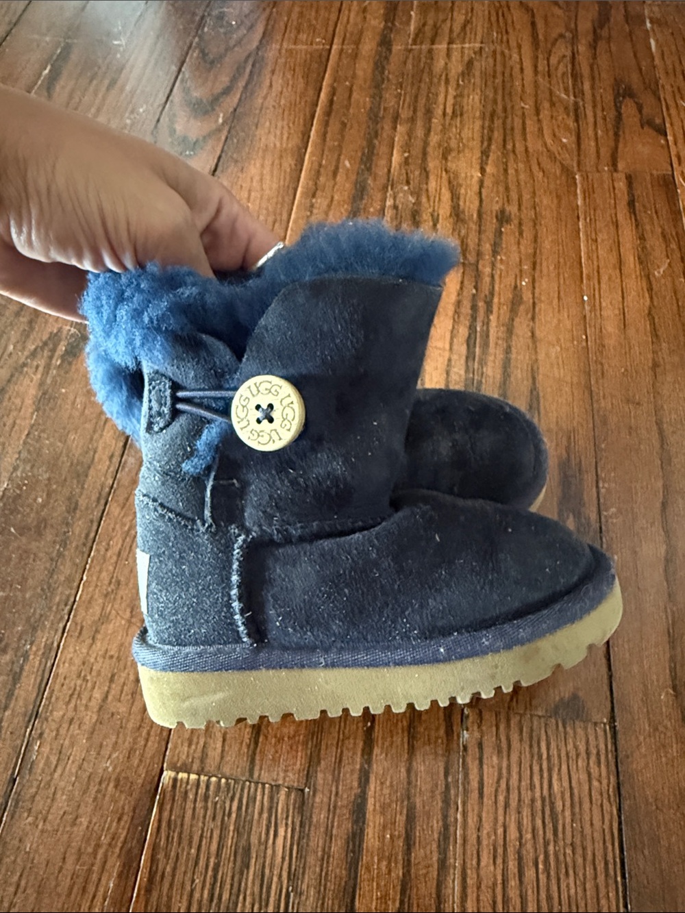 UGG Kids Navy Button-Detail Shearling Boots